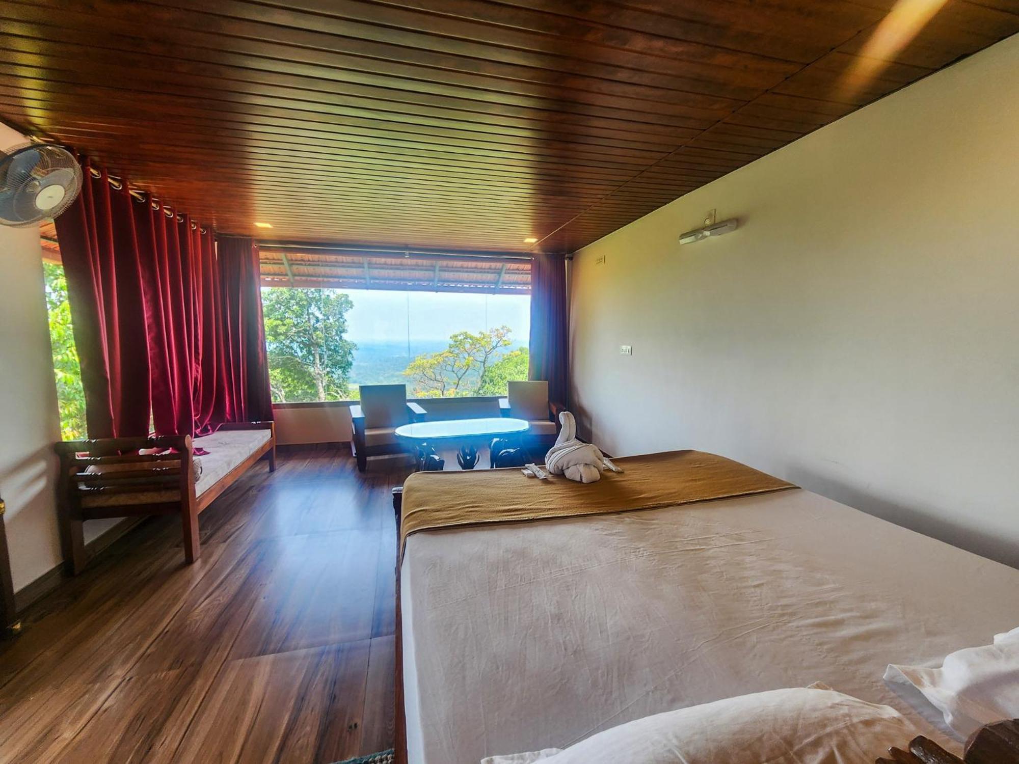 Celestial Heights Homestay Kurchi Exterior photo